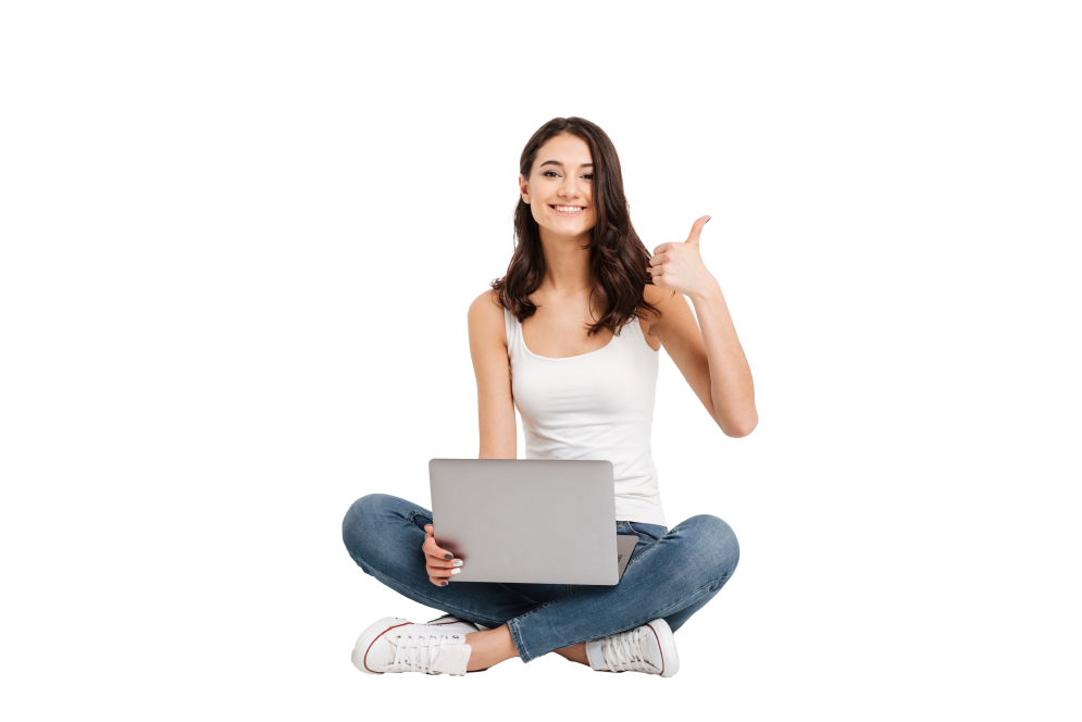 portrait-happy-woman-dressed-tank-top-holding-laptop Alkemy Newsletter